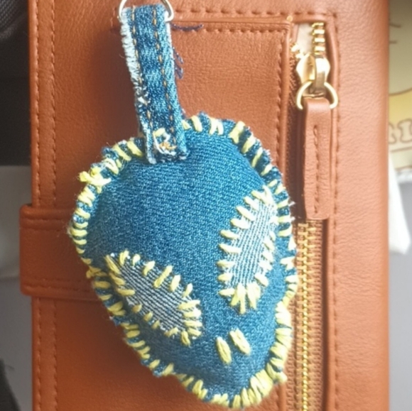 Vintage/Handcrafted/Train Share Show Official Moderator! - Picture 12 of 16